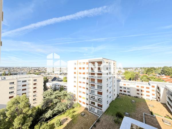 Location Appartement 4 pièces 103.41 m² - ET ALLEE DU MORBIHAN Cholet 49300