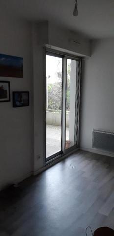 Appartement T1B NANTES Champ de Mars - 33.43 m2  573 Euros