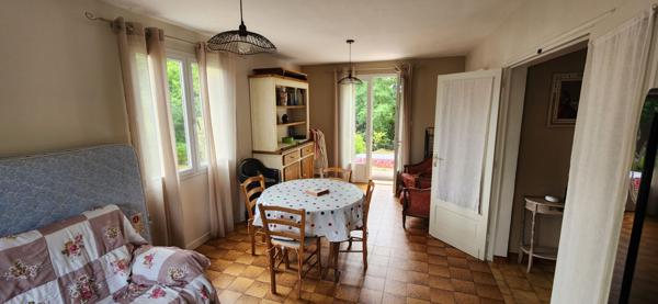 Maison de plain-pied avec grand terrain à quelques minutes de Bergerac !