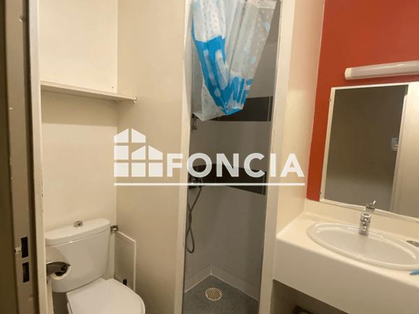 Location Studio 18.67 m² - 23 RUE DE DINAN Rennes 35000