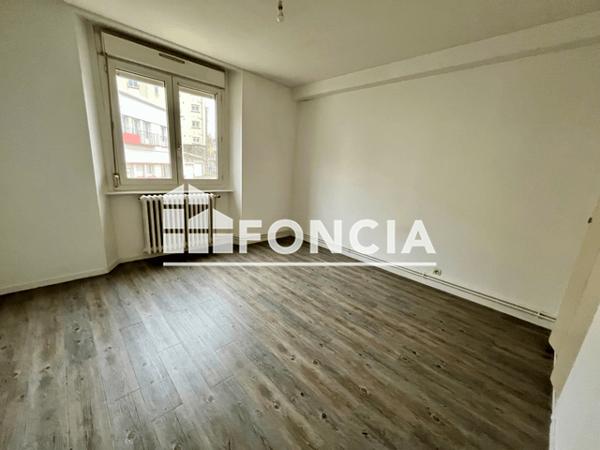 Location Appartement 2 pièces 41.22 m² - 39 RUE DE GUILERS Brest 29200
