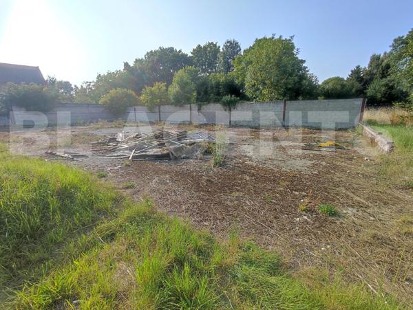 TERRAIN A BATIR MONTMIRAIL 51210