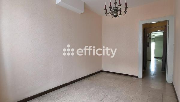Maison
         5 pièces
        - 94 m² Exclusivité 60 000 € *