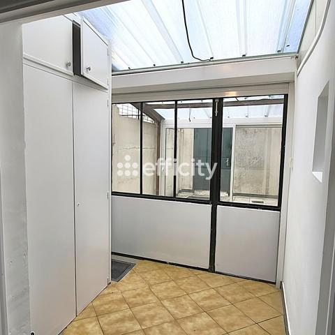 Maison
         5 pièces
        - 94 m² Exclusivité 60 000 € *