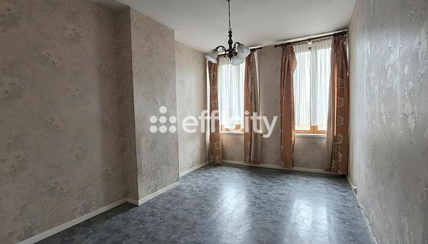 Maison
         5 pièces
        - 94 m² Exclusivité 60 000 € *