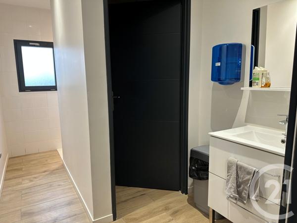 à vendre  1145 m2 BRESSOLS - 82