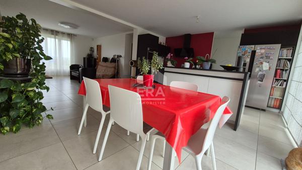 Maison Grisy Suisnes 7 pièce(s) 159 m2