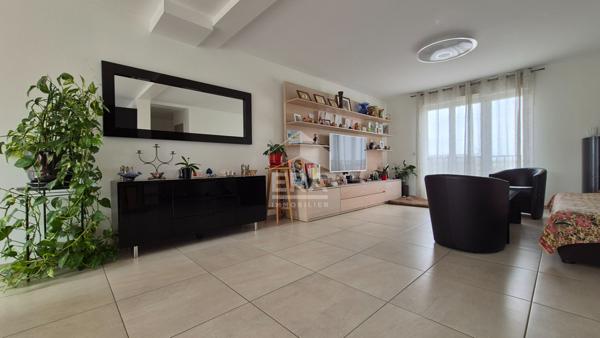 Maison Grisy Suisnes 7 pièce(s) 159 m2