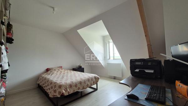 Maison Grisy Suisnes 7 pièce(s) 159 m2