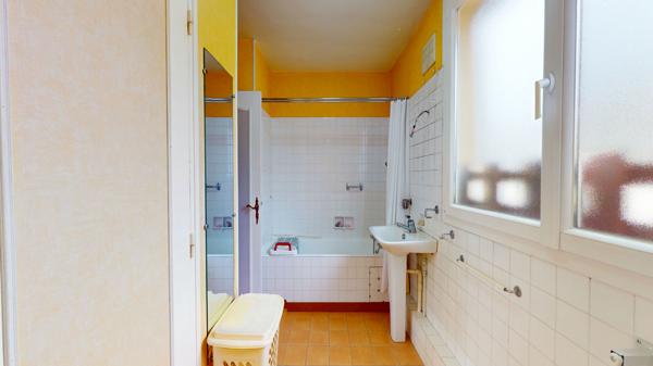 PROCHE DE CAEN - MAISON 4 CHAMBRES