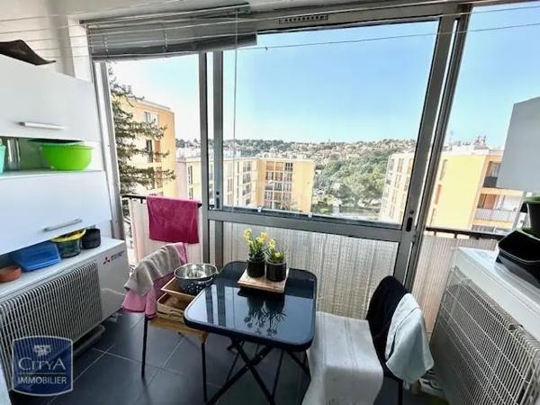 Appartement à louer 4 pièces 80m²