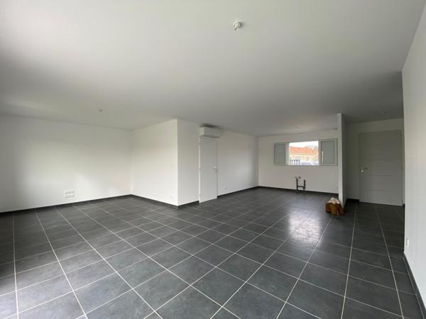 Maison neuve 4 pièces 93.84m2 avec décénale sur un terrain de 512m2