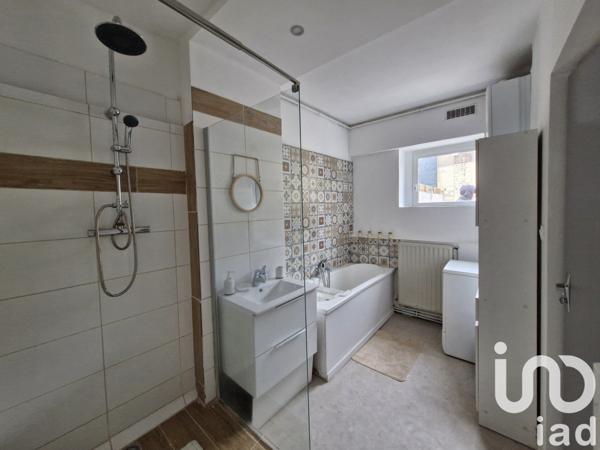 Maison traditionnelle 4 pièces de 90 m² à Lys-lez-Lannoy (59390)