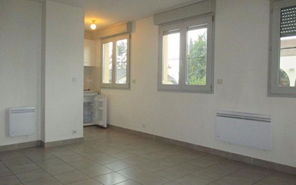 Appartement à louer    1 pièce • 26 m2 Genlis