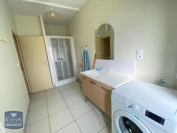 Appartement à louer 2 pièces 51.22m² Le Mans (72000)