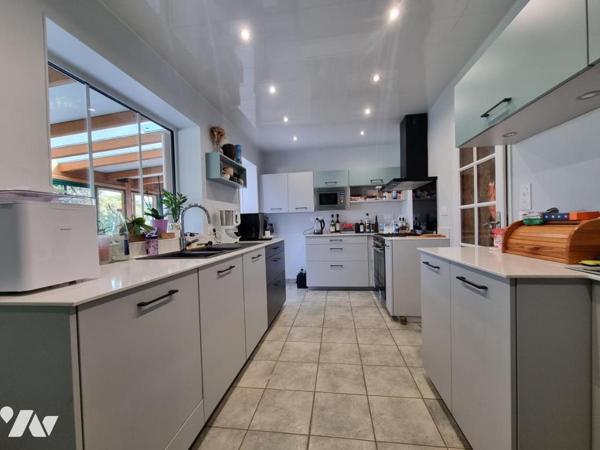 Maison avec 5 chambres, jardin et annexe indépendante