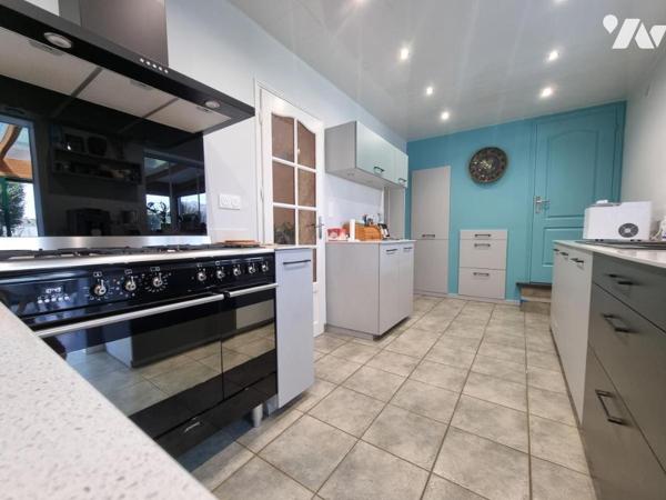 Maison avec 5 chambres, jardin et annexe indépendante