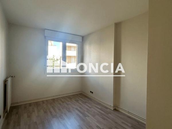 Location Appartement 2 pièces 46.84 m² - RESIDENCE HELIANTHE I Orleans 45100