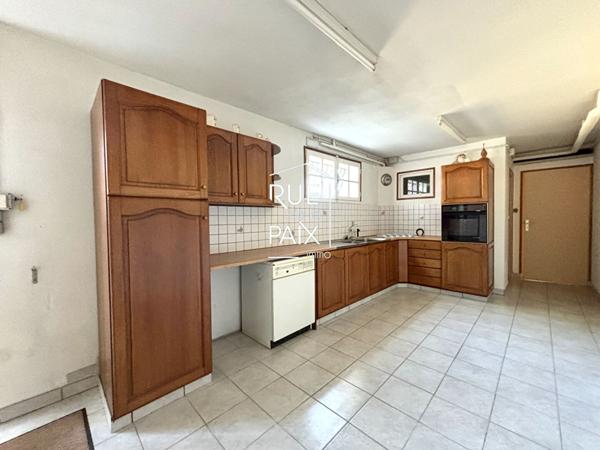 79200 CHATILLON SUR THOUET Maison - 193 m2