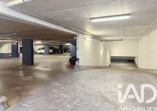 Parking à vendre 12 m² Le Chesnay-Rocquencourt