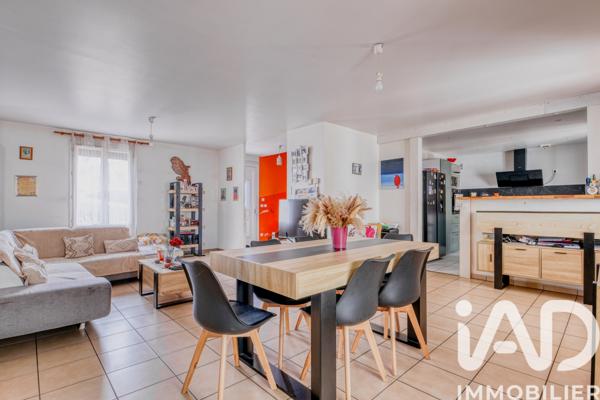 Maison à vendre 6 pièces 151 m² Le Thillay