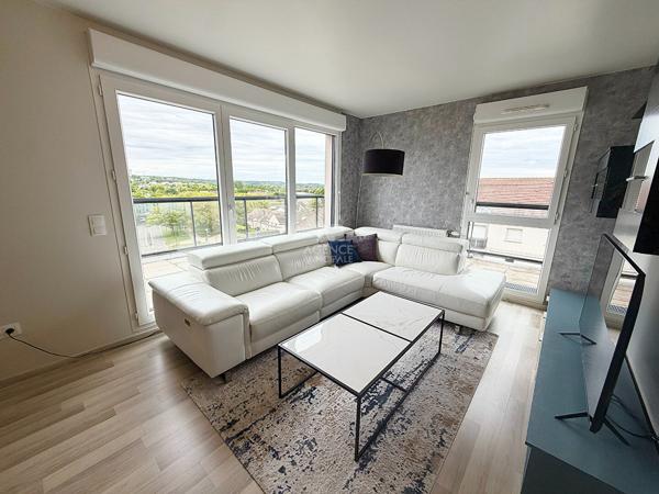 Appartement Cergy 4 pièce(s) 82 m2 420 000 € **  - Référence  2297