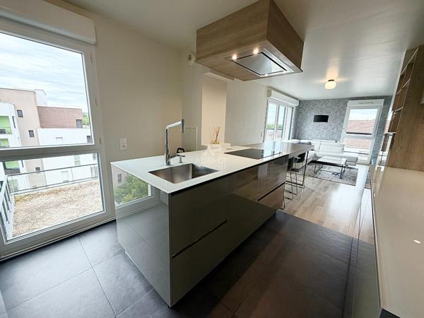 Appartement Cergy 4 pièce(s) 82 m2 420 000 € **  - Référence  2297
