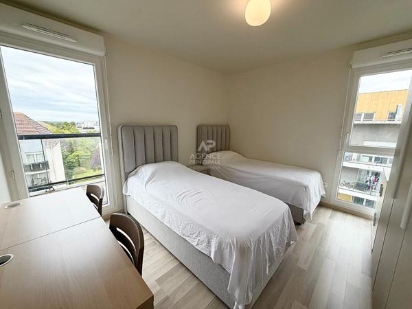 Appartement Cergy 4 pièce(s) 82 m2 420 000 € **  - Référence  2297