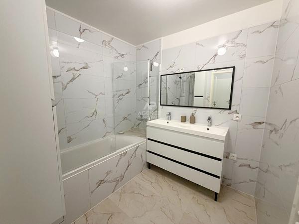 Appartement Cergy 4 pièce(s) 82 m2 420 000 € **  - Référence  2297