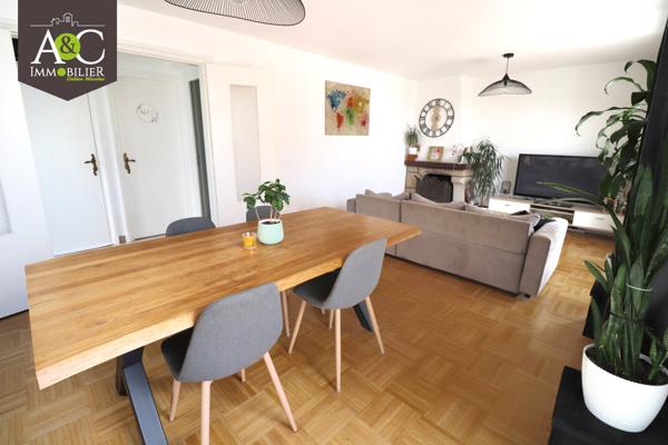 QUEVEN CENTRE NEO-BRETONNE 4 CHAMBRES