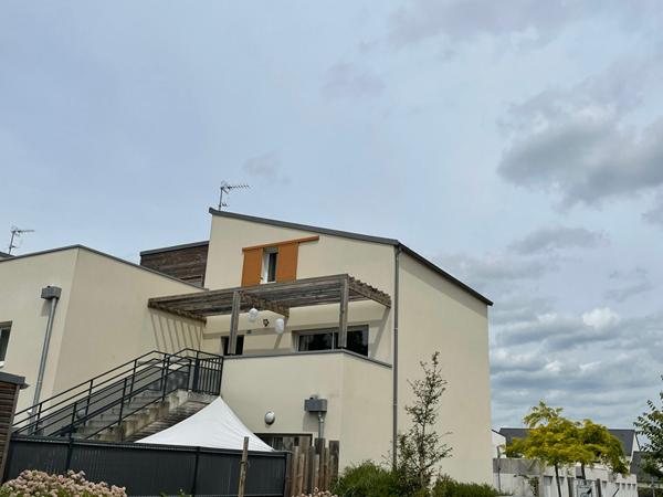 AVRILLE APPARTEMENT DUPLEX T4 AVEC TERRASSES,  
Avrille 49240