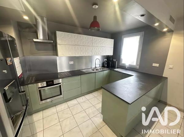 Appartement à vendre 4 pièces 77 m² Évry-Courcouronnes