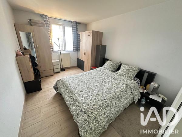 Appartement à vendre 4 pièces 77 m² Évry-Courcouronnes