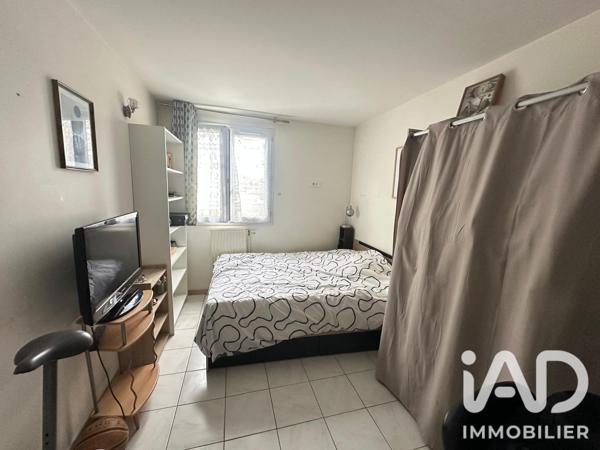Appartement à vendre 4 pièces 77 m² Évry-Courcouronnes