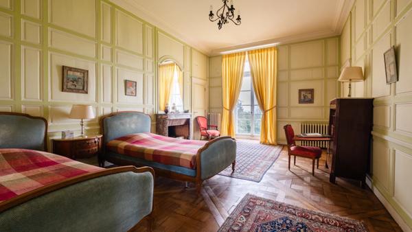 Château Saint-Nom-la-Bretèche - ILE-DE-FRANCE