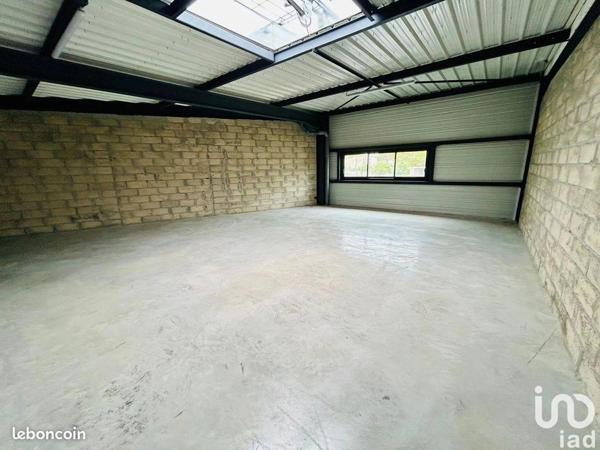 Location local d’activité 127 m² Gradignan