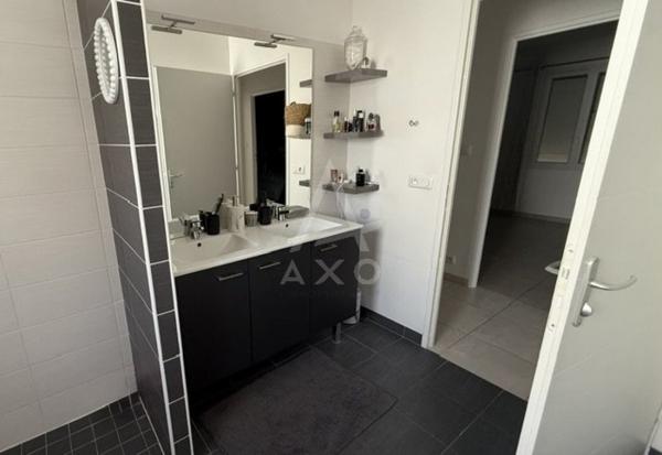 SAINT-YRIEIX - PAVILLON PLAIN PIED 3 CHAMBRES AVEC JARDIN