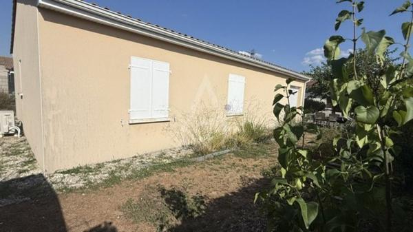 SAINT-YRIEIX - PAVILLON PLAIN PIED 3 CHAMBRES AVEC JARDIN