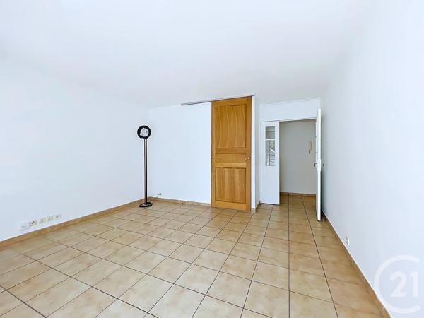 Appartement F3 à vendre  3 pièces - 59 m 2   LA CHAPELLE EN SERVAL  - 60