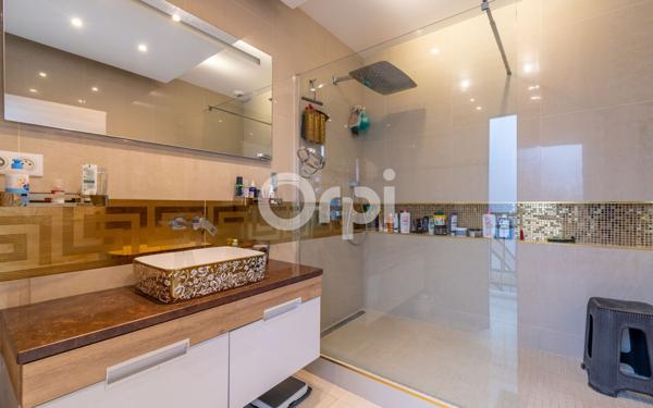 Appartement à vendre    6 pièces • 128,42 m2 Reims