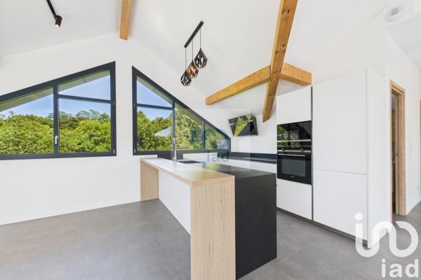 Appartement à vendre 4 pièces 132 m² Neuvecelle