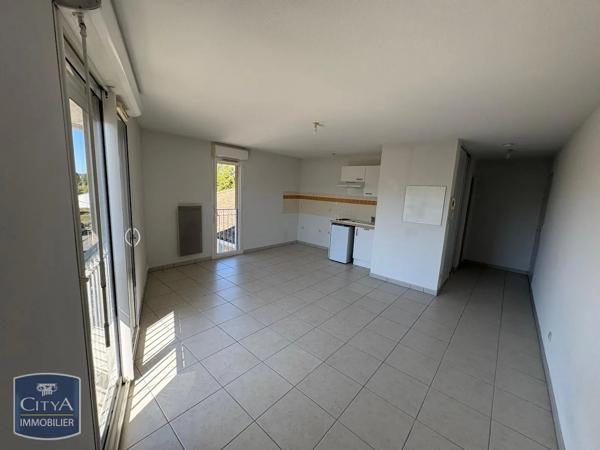 Appartement à louer 1 pièce 32.32m² Angoulême (16000)