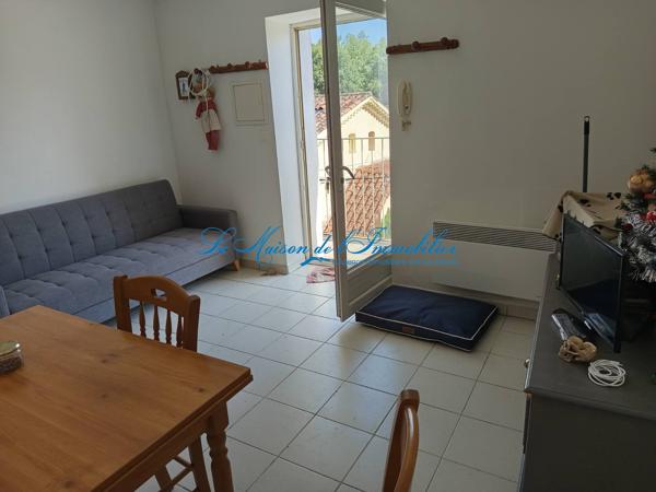 Molières sur Cèze appartement de type T3 dans une petite copropriété