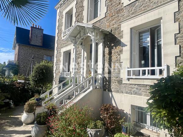DINARD SAINT-ÉNOGAT / LA MALOUINE - ÉLÉGANTE PROPRIÉTÉ BALNÉAIRE À 250 M DE LA PLAGE