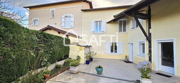 MAISON DE 6 CHAMBRES 190M²