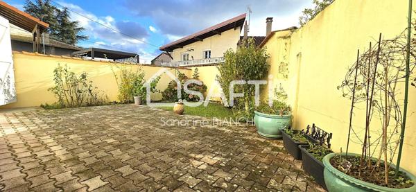 MAISON DE 6 CHAMBRES 190M²