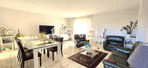 MAISON DE 6 CHAMBRES 190M²