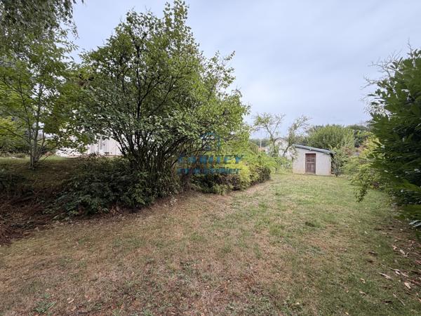 Maison de plain-pied – 100 m² – 3 chambres – Terrain 1 106 m² – AILLEVILLERS ET LYAUMONT