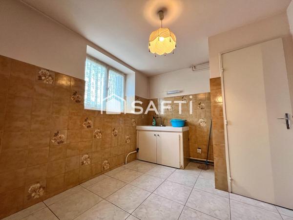 Maison individuelle - 4 chambres - Terrain clos