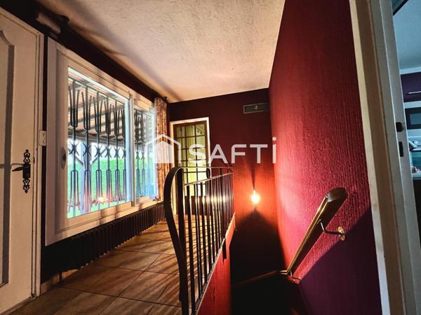 Maison individuelle - 4 chambres - Terrain clos